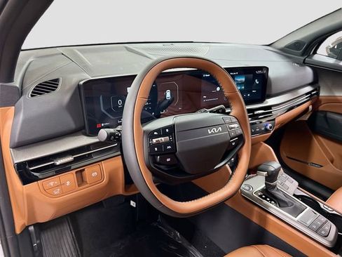 New 2026 Kia Sportage X-Line image 9