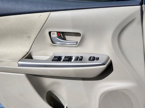 Used 2013 Toyota Prius V Three image 21