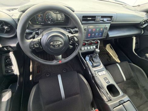 Certified 2023 Toyota GR86 Premium RWD image 29