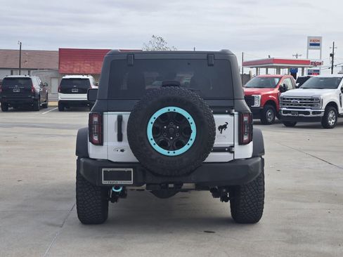 Used 2024 Ford Bronco Wildtrak image 8