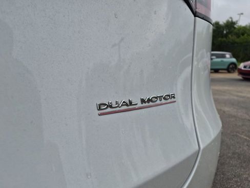 Used 2022 Tesla Model Y Performance AWD/4WD image 12
