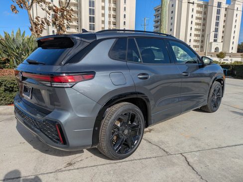 New 2026 Volkswagen Tiguan SE R-Line image 4