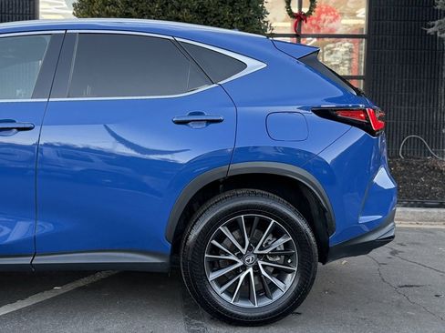 Used 2023 Lexus NX 250 250 Premium image 11