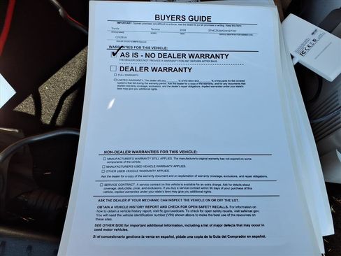 Used 2018 Toyota Tacoma SR image 36