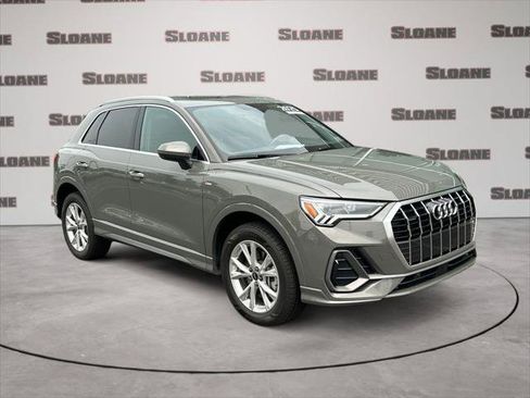 Certified 2025 Audi Q3 2.0T Premium AWD/4WD image 7