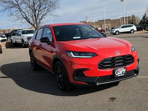 Used 2025 Honda HR-V Sport image 10
