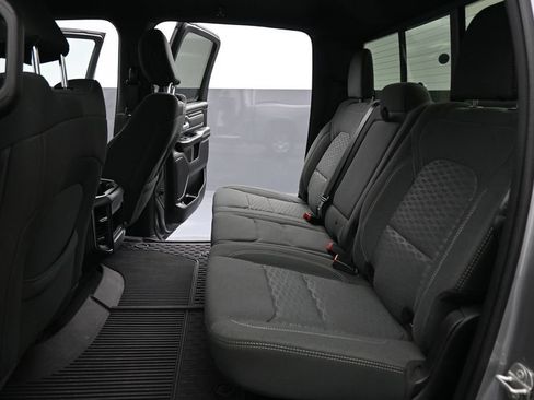 Used 2025 RAM 1500 Big Horn RWD image 17