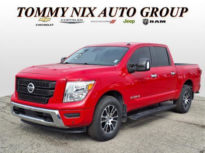 Used 2021 Nissan Titan SV w/ SV Convenience Package