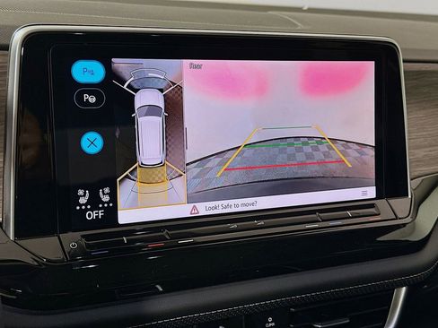 New 2026 Volkswagen Atlas SEL Premium R-Line AWD/4WD image 17