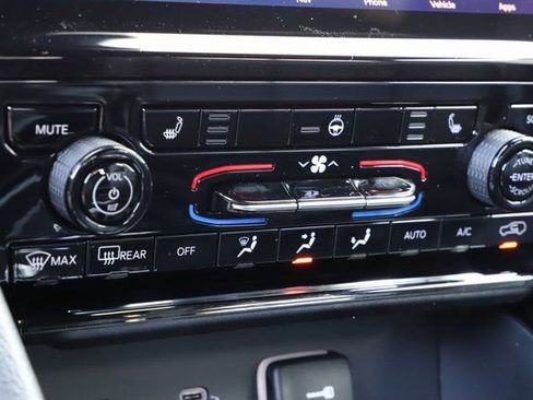 New 2025 Jeep Grand Cherokee Limited AWD/4WD image 28
