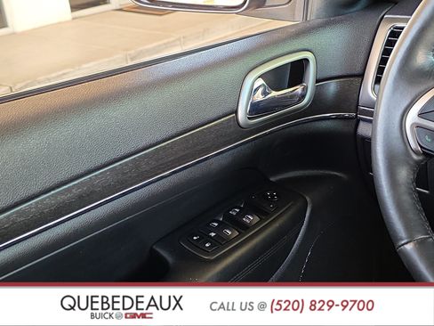 Used 2018 Jeep Grand Cherokee Limited w/ Trailer Tow Group IV AWD/4WD image 24