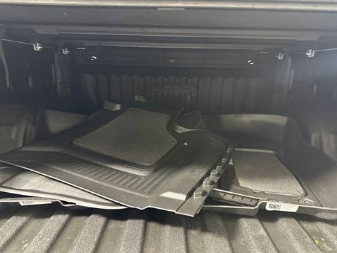 Used 2022 GMC Sierra 1500 AT4 w/ AT4 Premium Package image 27