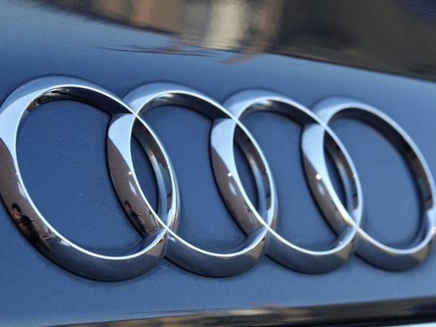 Used 2015 Audi A8 3.0T w/ Premium Package AWD/4WD image 39