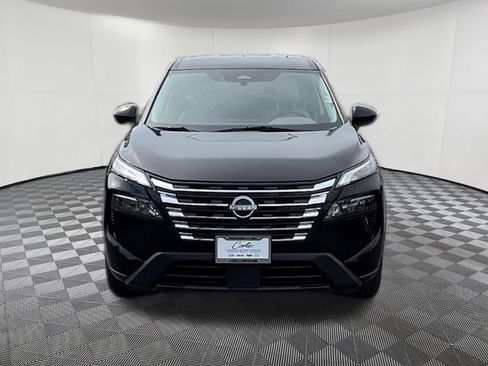 Used 2025 Nissan Rogue SV AWD/4WD image 2