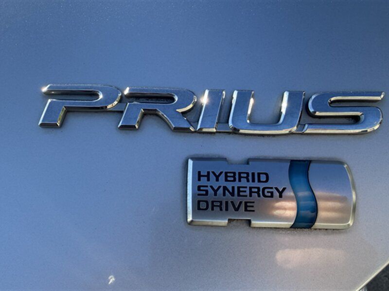 Used 2004 Toyota Prius FWD image 6
