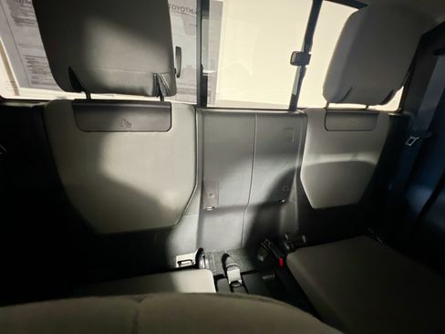 Used 2019 Toyota Tacoma SR w/ SR Convenience Package RWD image 32