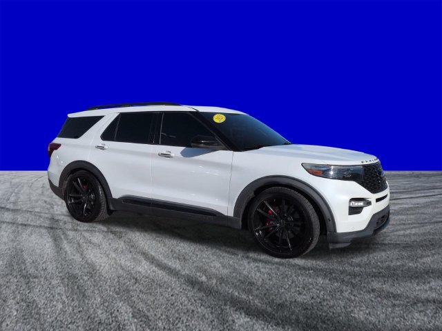 Used 2021 Ford Explorer ST w/ Equipment Group 401A AWD/4WD image 2