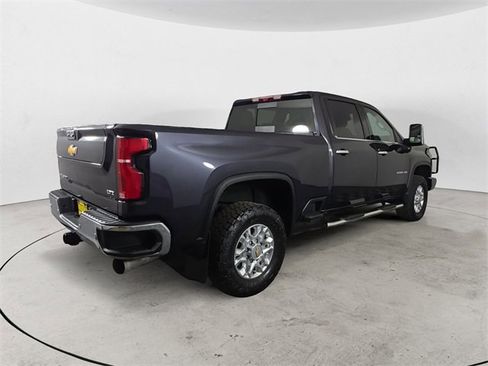 Used 2024 Chevrolet Silverado 2500 LTZ w/ LTZ Premium Package image 5