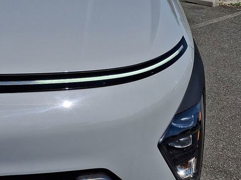 Used 2024 Hyundai Kona SEL AWD/4WD image 9