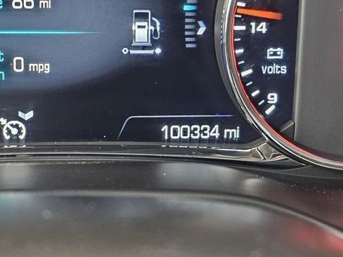 Used 2018 GMC Acadia Denali image 11