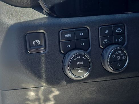 New 2026 Chevrolet Silverado 2500 High Country w/ Z71 Off-Road Package AWD/4WD image 23