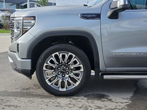 Used 2024 GMC Sierra 1500 Denali Ultimate AWD/4WD image 10