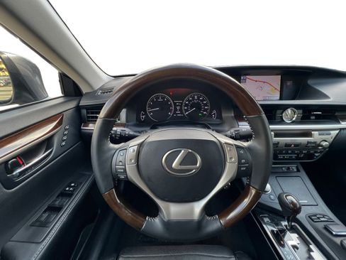 Used 2013 Lexus ES 350 FWD image 14