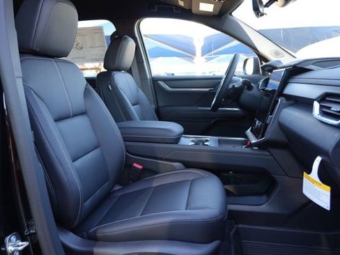 New 2026 GMC Acadia Elevation w/ Elevation Premium Package image 18