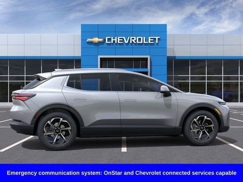 New 2026 Chevrolet Equinox EV LT image 6