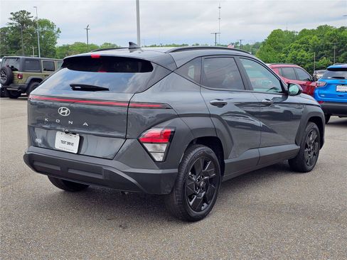 Used 2026 Hyundai Kona SEL Sport FWD image 8