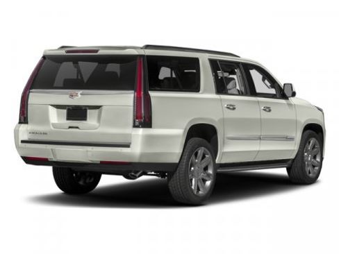 Used 2017 Cadillac Escalade ESV Platinum image 3