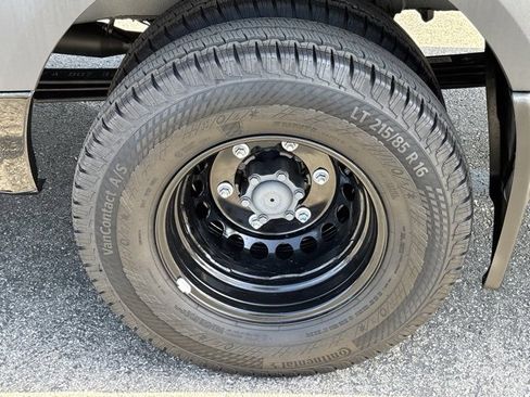 Used 2024 Mercedes-Benz Sprinter 3500 image 36