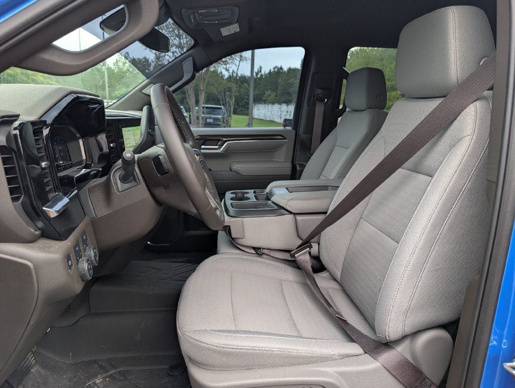 Used 2025 Chevrolet Silverado 1500 LT w/ Protection Package AWD/4WD image 14