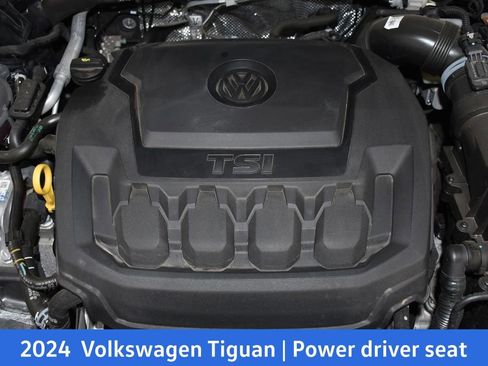 Used 2024 Volkswagen Tiguan SE R-Line image 7