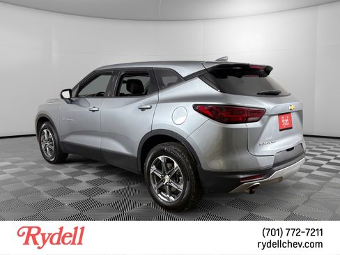 Used 2024 Chevrolet Blazer LT image 3