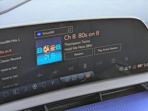 Used 2025 Cadillac Optiq Luxury 1 image 14