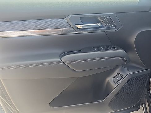 New 2026 GMC Terrain Elevation w/ Elevation Premium Package image 11