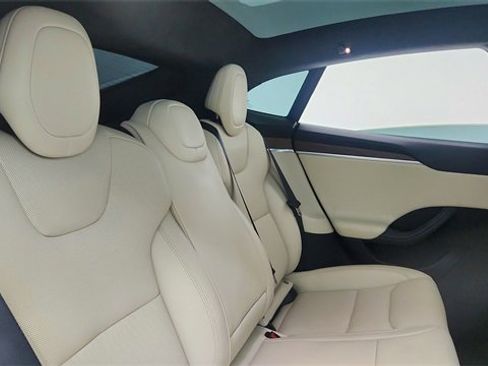 Used 2023 Tesla Model S Standard Range image 24