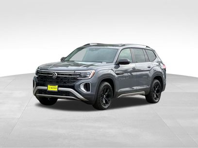 New 2026 Volkswagen Atlas Peak Edition