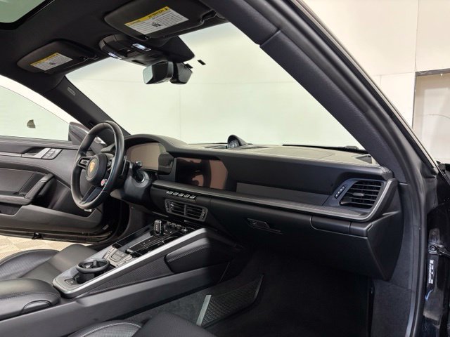 Used 2025 Porsche 911 Carrera RWD image 20