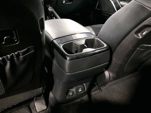 Used 2022 Kia Telluride SX w/ SX Prestige Package image 32