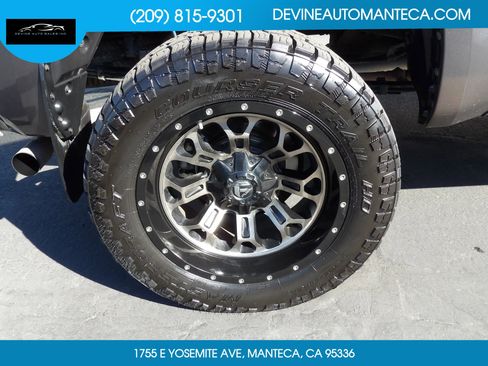 Used 2014 Toyota Tundra SR5 w/ SR5 Upgrade Package image 7