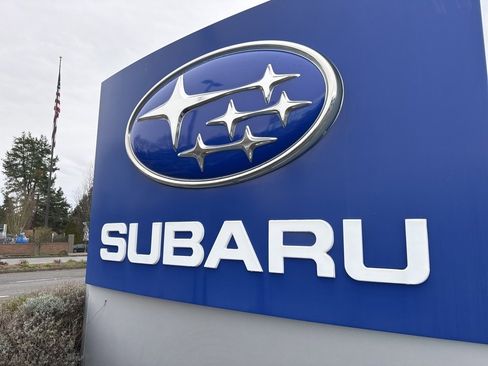 Used 2014 Subaru Crosstrek 2.0i Limited image 10