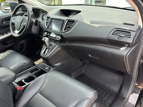 Used 2016 Honda CR-V Touring image 11