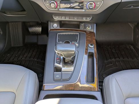 Used 2018 Audi Q5 2.0T Premium Plus image 19