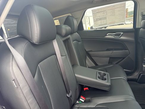 New 2026 Kia Sportage EX w/ EX Panorama Roof Package image 14