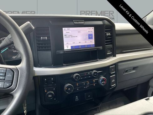 Used 2026 Ford F250 XLT AWD/4WD image 12