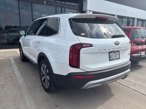 Used 2020 Kia Telluride S w/ S 8 Passenger Seating Package image 6