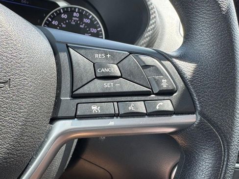 Used 2024 Nissan Sentra SV FWD image 19