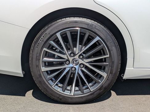 Used 2025 Lexus ES 300h w/ Premium Package FWD image 27